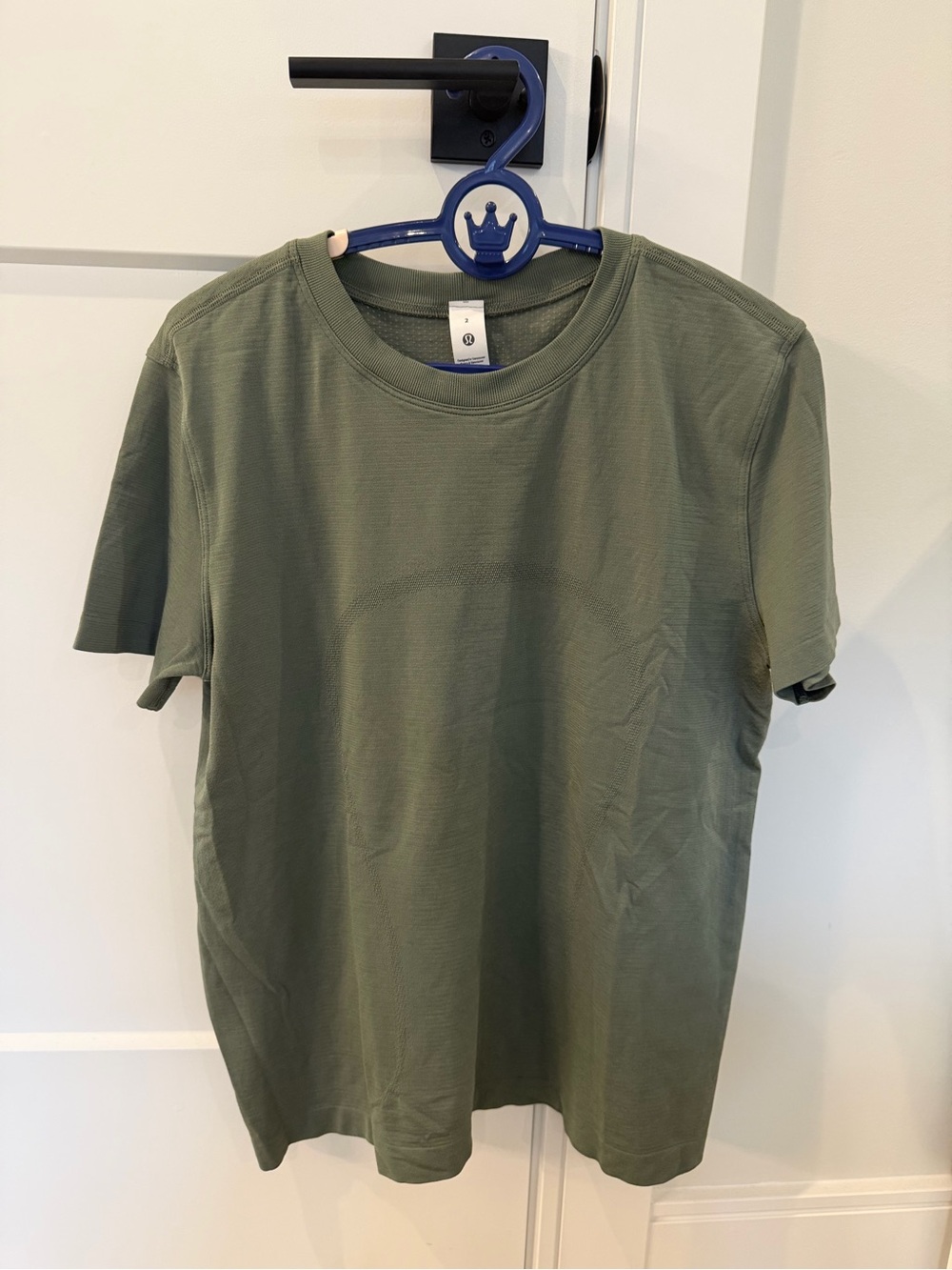 Lululemon Swiftly relaxed short sleeve size 2 - willow leaf